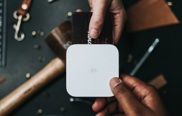 Top tips: Payments made easy – Our quick guide to selecting an online payment provider Card Image